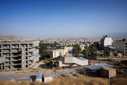 萨米安宿舍行政楼 / Ashari Architects - 建筑图