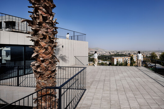 萨米安宿舍行政楼 / Ashari Architects - 16 的图像 35