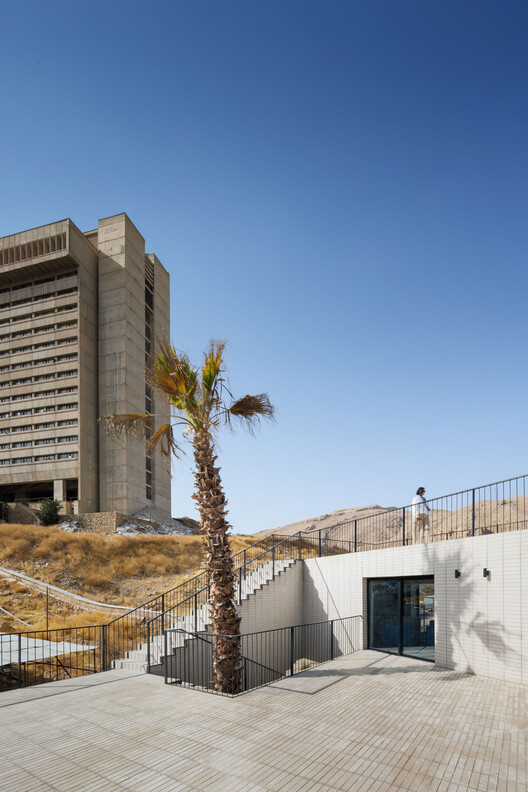 萨米安宿舍行政楼 / Ashari Architects - 建筑图