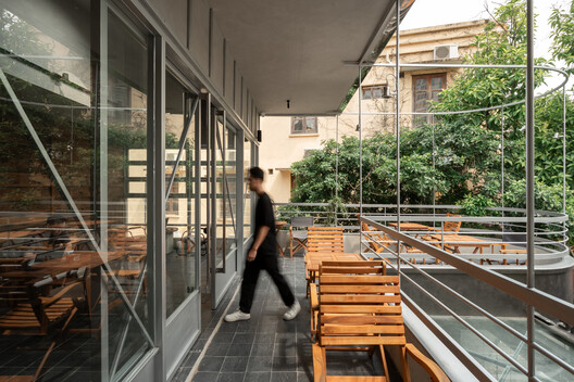 Padaria Fours Signature / Mor studio - Fotografia de Interiores, Escada, Corrimão, Balcão