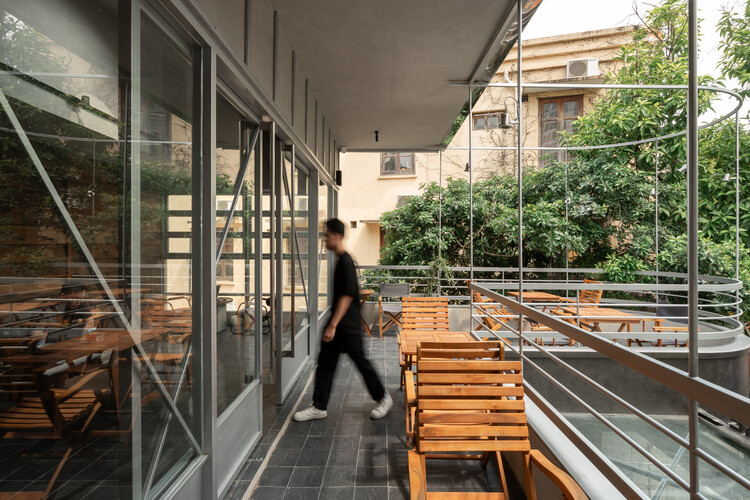 Padaria Fours Signature / Mor studio - Fotografia de Interiores, Escada, Corrimão, Balcão