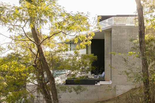 Casa Concreto / Dayala e Rafael arquitetos associados - Imagem 9 de 24