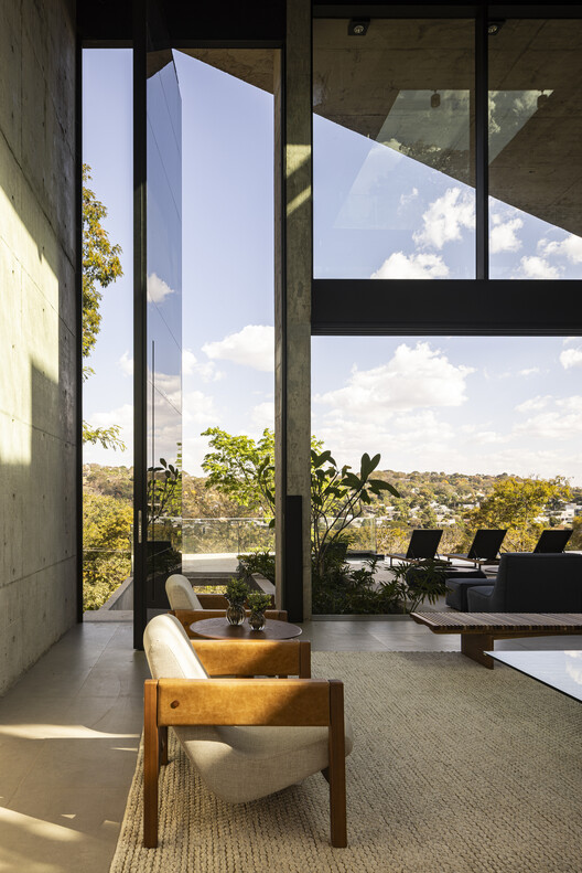 Casa Concreto / Dayala e Rafael arquitetos associados - Fotografia de Interiores, Sala de Estar, Madeira