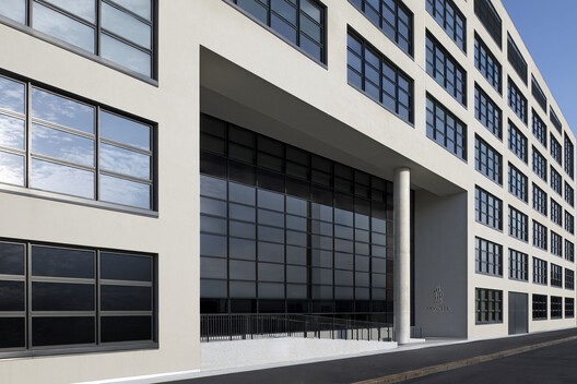 Casa Moncler Headquarters / ACPV ARCHITECTS Antonio Citterio Patricia Viel - Exterior Photography