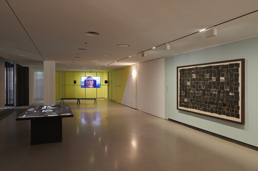 “展览的机器”，卡地亚基金会新址 / Ateliers Jean Nouvel - 室内图, 灯