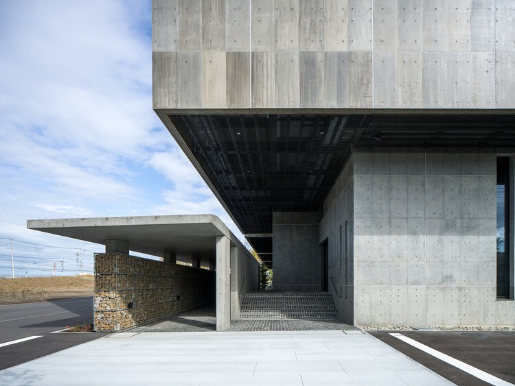 Centro de Dados de Emissão Zero Ishikari (ZED ISHIKARI) / TAISEI DESIGN Planners Architects & Engineers - Imagem 2 de 29