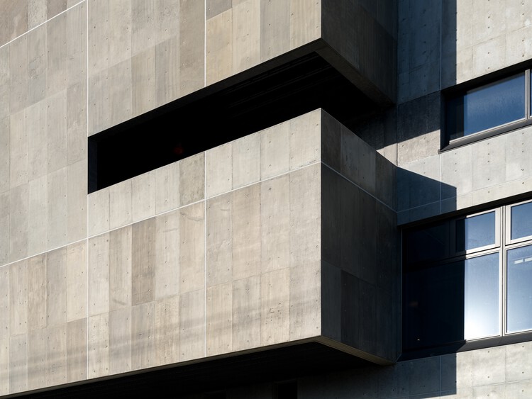 Centro de Dados de Emissão Zero Ishikari (ZED ISHIKARI) / TAISEI DESIGN Planners Architects & Engineers - Fotografia de Interiores, Concreto