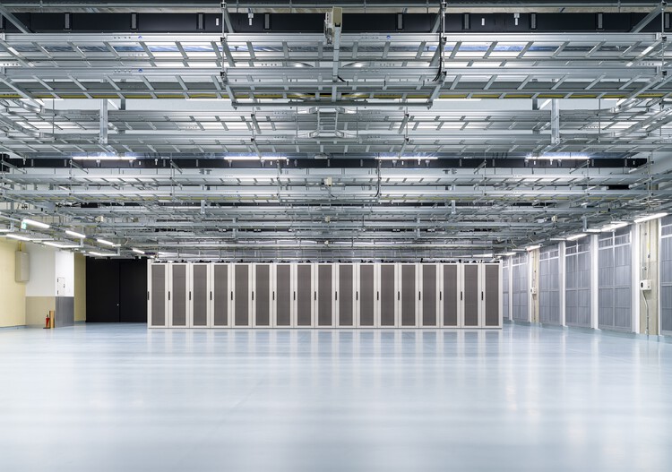 Centro de Dados de Emissão Zero Ishikari (ZED ISHIKARI) / TAISEI DESIGN Planners Architects & Engineers - Imagem 4 de 29