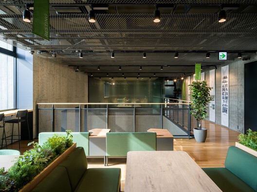 Centro de Dados de Emissão Zero Ishikari (ZED ISHIKARI) / TAISEI DESIGN Planners Architects & Engineers Centro de Dados de Emissão Zero Ishikari (ZED ISHIKARI) / TAISEI DESIGN Planners Architects & Engineers - Fotografia de Interiores, Cozinha, Cadeira