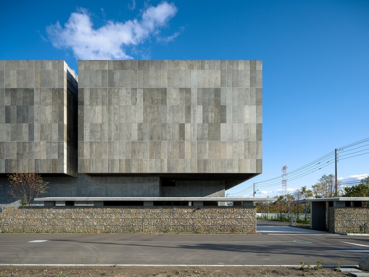 Centro de Dados de Emissão Zero Ishikari (ZED ISHIKARI) / TAISEI DESIGN Planners Architects & Engineers - Fotografia de Exterior, Concreto