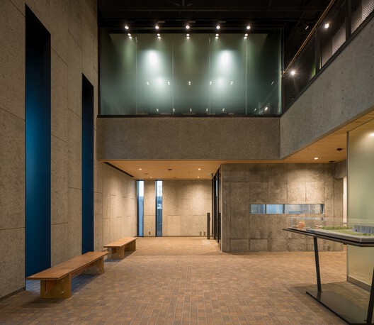 Centro de Dados de Emissão Zero Ishikari (ZED ISHIKARI) / TAISEI DESIGN Planners Architects & Engineers Centro de Dados de Emissão Zero Ishikari (ZED ISHIKARI) / TAISEI DESIGN Planners Architects & Engineers - Fotografia de Interiores, Madeira, Iluminação, Vidro