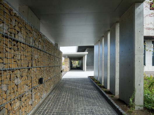 Centro de Dados de Emissão Zero Ishikari (ZED ISHIKARI) / TAISEI DESIGN Planners Architects & Engineers Centro de Dados de Emissão Zero Ishikari (ZED ISHIKARI) / TAISEI DESIGN Planners Architects & Engineers - Fotografia de Interiores, Concreto