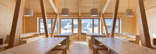 Refugio de Montaña Illa / Altura Arquitectes - Fotografía interior