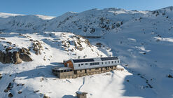 Refugio de Montaña Illa / Altura Arquitectes
