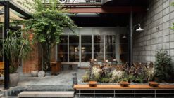 Fours Bakery Signature / Mor studio