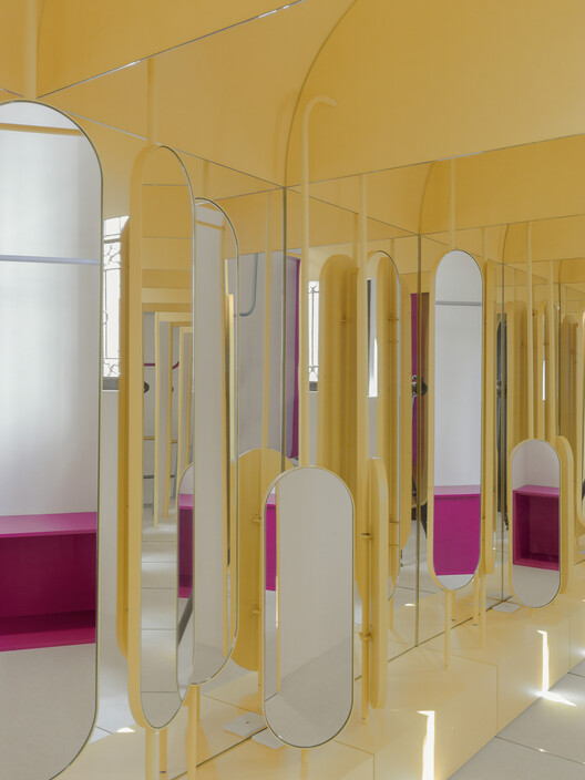 Zoii Kids Retail Space / Architettura Tommasi Zoii Kids Retail Space / Architettura Tommasi - Image 4 of 21