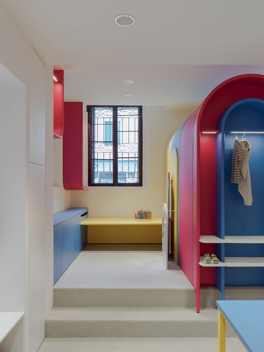 Zoii Kids Retail Space / Architettura Tommasi Zoii Kids Retail Space / Architettura Tommasi - Interior Photography