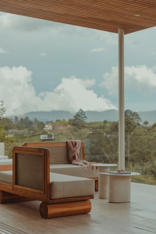 Casa Covva / Bon Studio - fotografía de interiores, madera, sillas