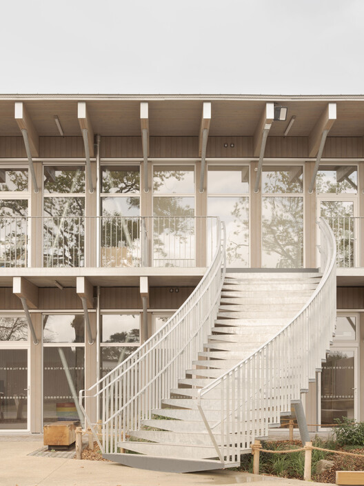 Jules-Verne School / Barré Lambot Architectes - Imagen 13 de 30