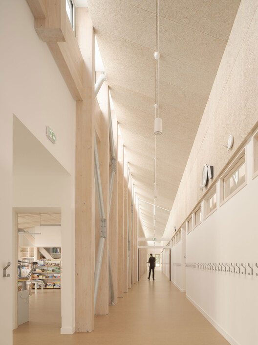 Escuela Julio Verne/Barré Lambot Architectes - Imagen 5 de 30