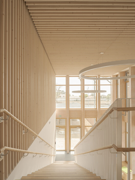 Jules-Verne School / Barré Lambot Architectes - Imagen 15 de 30