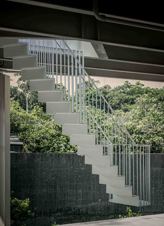 AS ABOVE SO BELOW，可探索的屋顶楼梯 - 20 的图像 25