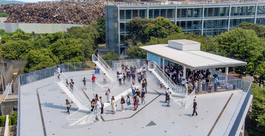 AS ABOVE SO BELOW，可探索的屋顶楼梯 - 建筑图