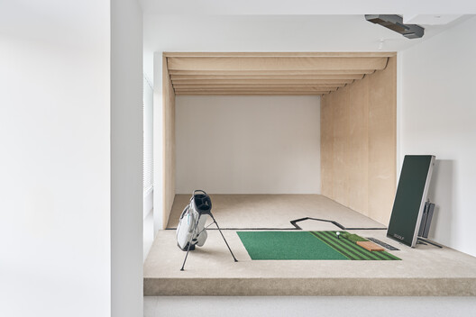 Traces of Light Indoor Golf Course / Degree Design - Image 24 of 25