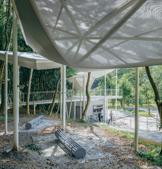 Bosque de Coberturas Flutuantes / People's Architecture Office + Ziwei Xu - Imagem 13 de 19