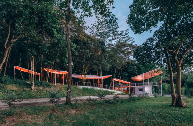 Bosque de Coberturas Flutuantes / People's Architecture Office + Ziwei Xu - Imagem 5 de 19