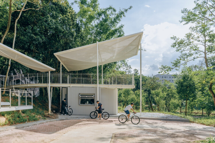 Bosque de Coberturas Flutuantes / People's Architecture Office + Ziwei Xu - Fotografia de Exterior