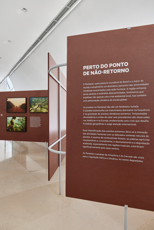 Projeto Expográfico Água Pantanal Fogo / gru.a - Imagem 9 de 11