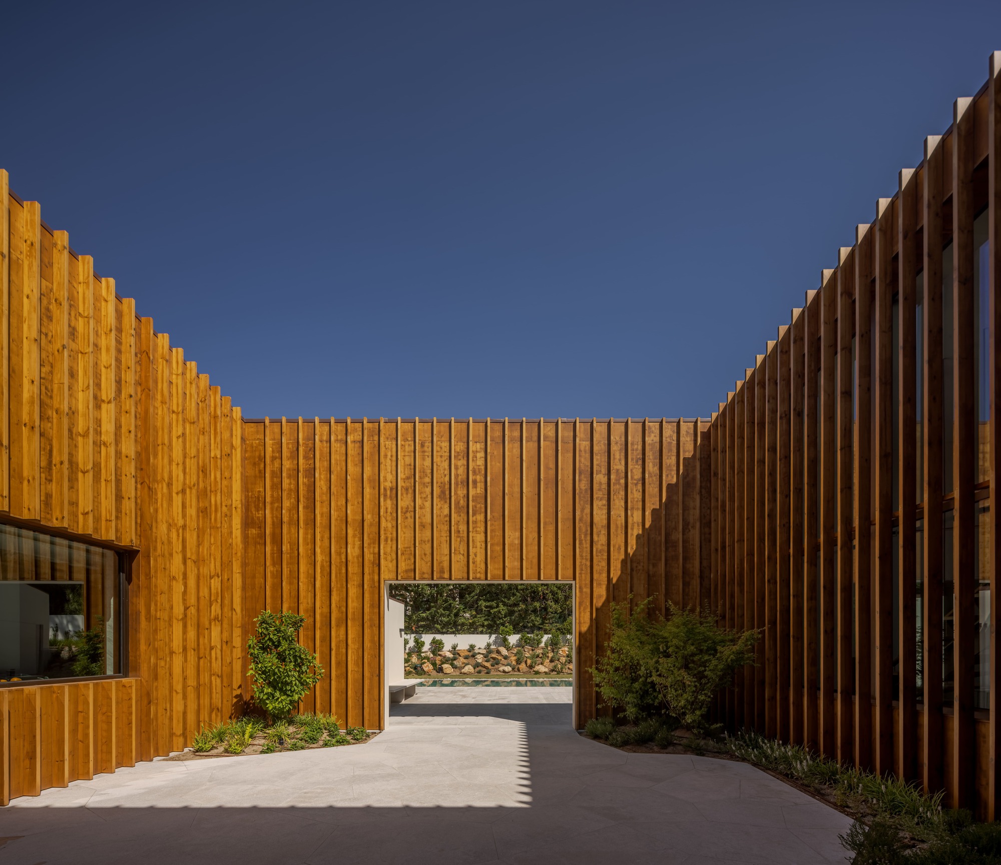 House in Beloura / ARX Portugal Arquitectos