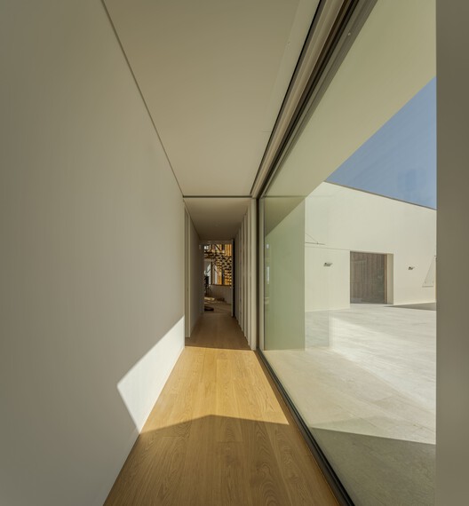 Casa na Beloura / ARX Portugal Arquitectos Casa na Beloura / ARX Portugal Arquitectos - Imagem 11 de 21