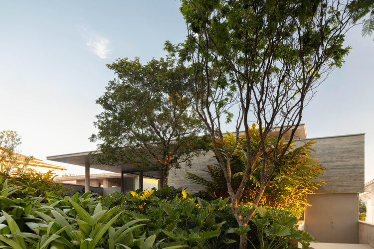 Casa Cedro / Fernanda Padula Arquitetura + Juliana Risso Arquitetura - Imagen 2 de 26