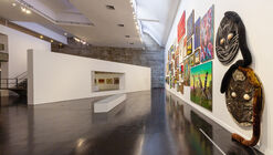 Exposição Gilberto Chateaubriand: uma coleção sensorial / Estúdio Chão