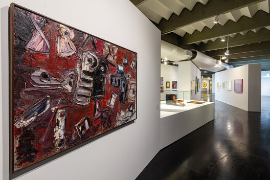 Exposição Gilberto Chateaubriand: uma coleção sensorial / Estúdio Chão - Fotografia de Interiores