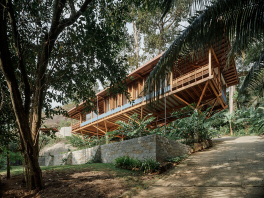 Country House / Arquipélago Arquitetos