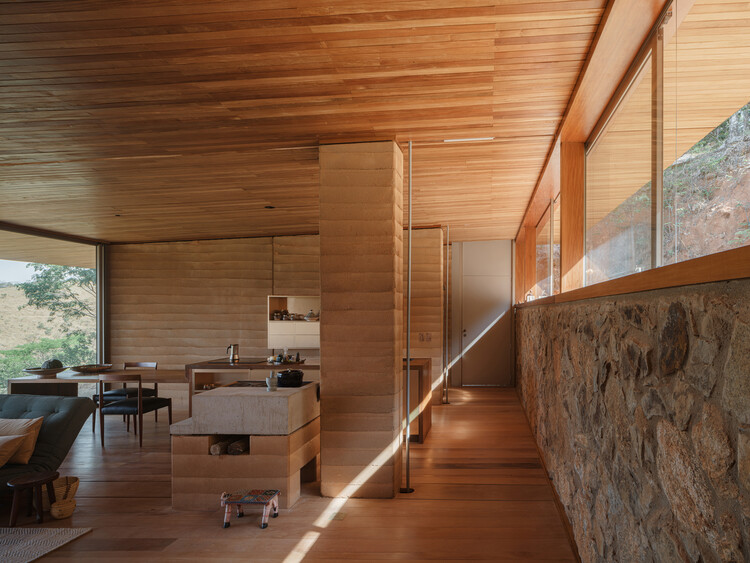 Ecoaldea Piracaia / Arquipélago Arquitetos - Fotografía de interiores, Madeira