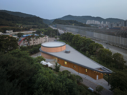 Center for Intangible Cultural Heritage / GAGAHOHO Architects