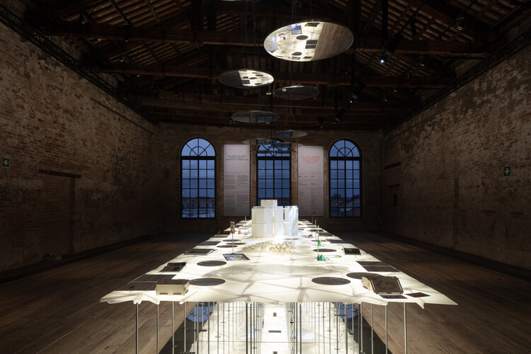 The Singapore Pavilion at the Venice Architecture Biennale Reimagines the City-State as a Dining Table - Image 4 of 25
