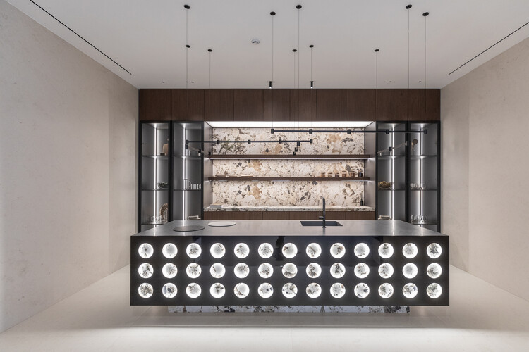 ¿Cocinas inteligentes?: fusionando tecnología, estética y movimiento en encimeras de cocina  - Más Imágenes