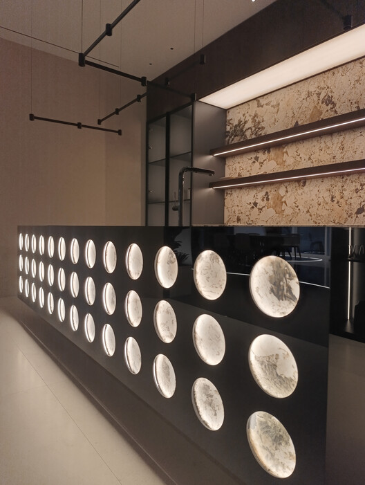 ¿Cocinas inteligentes?: fusionando tecnología, estética y movimiento en encimeras de cocina  - Imagen 2 de 24