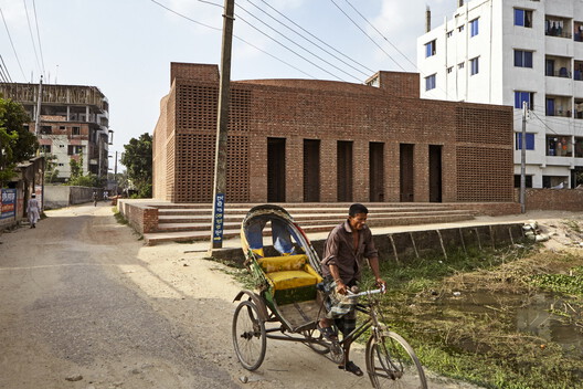 Khudi Bari: Architecture for Climate Displacement Khudi Bari: Architecture for Climate Displacement - Image 15 of 32