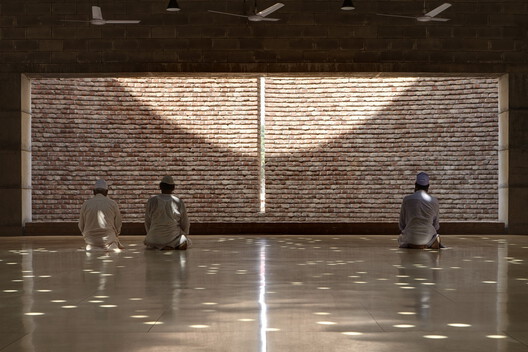 Khudi Bari: Architecture for Climate Displacement Khudi Bari: Architecture for Climate Displacement - Image 9 of 32