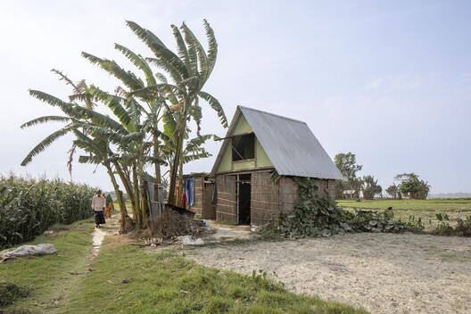 Khudi Bari: Architecture for Climate Displacement Khudi Bari: Architecture for Climate Displacement - Image 8 of 32