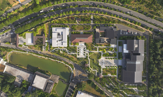 金沙酒业文旅区规划与建筑设计 / 殊至建筑 金沙酒业文旅区规划与建筑设计 / 殊至建筑 - 建筑图, 鸟瞰图, 花园