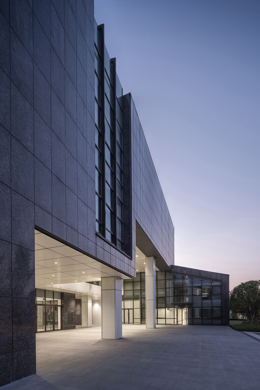 金沙酒业文旅区规划与建筑设计 / 殊至建筑 金沙酒业文旅区规划与建筑设计 / 殊至建筑 - 建筑图, 玻璃