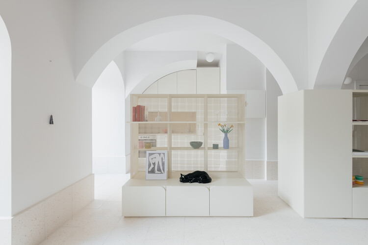 Apartamento Barão Sabrosa / Aurora Arquitectos - Fotografía de interiores, estanterías