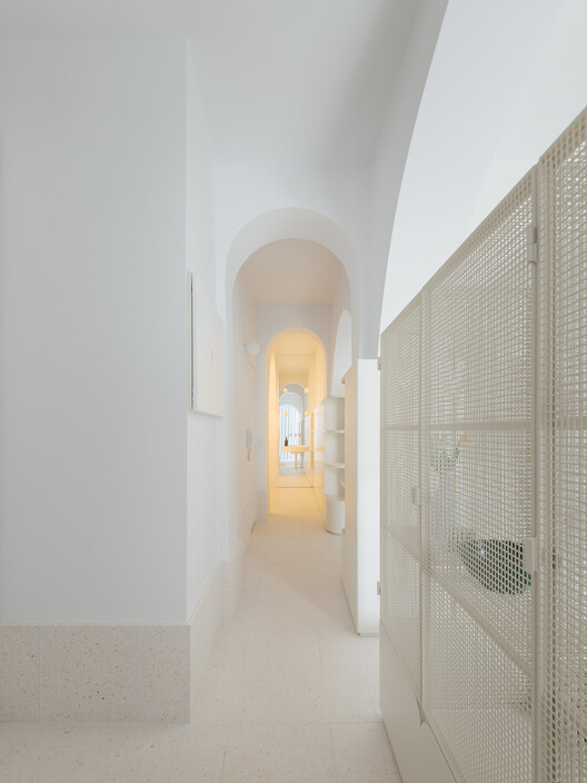 Apartamento en Barão Sabrosa / Aurora Arquitectos - Imagen 22 de 32